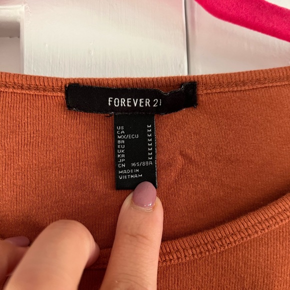 Cropped Sweater - Picture 3 of 5